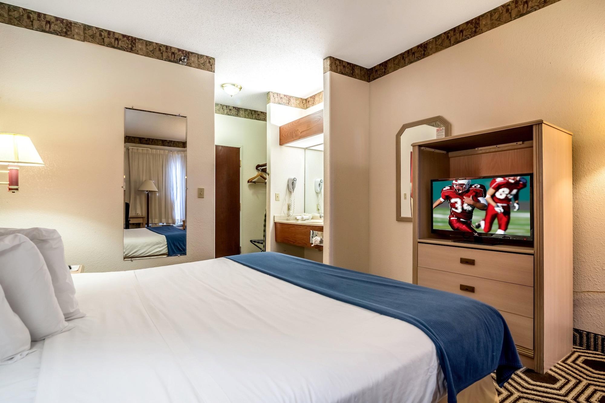 Days Inn By Wyndham Kentland Екстериор снимка