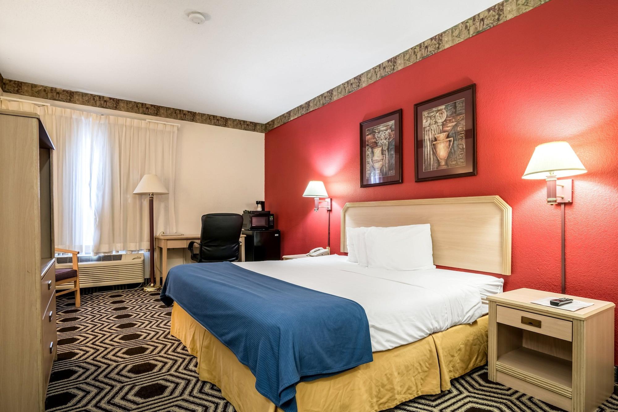 Days Inn By Wyndham Kentland Екстериор снимка