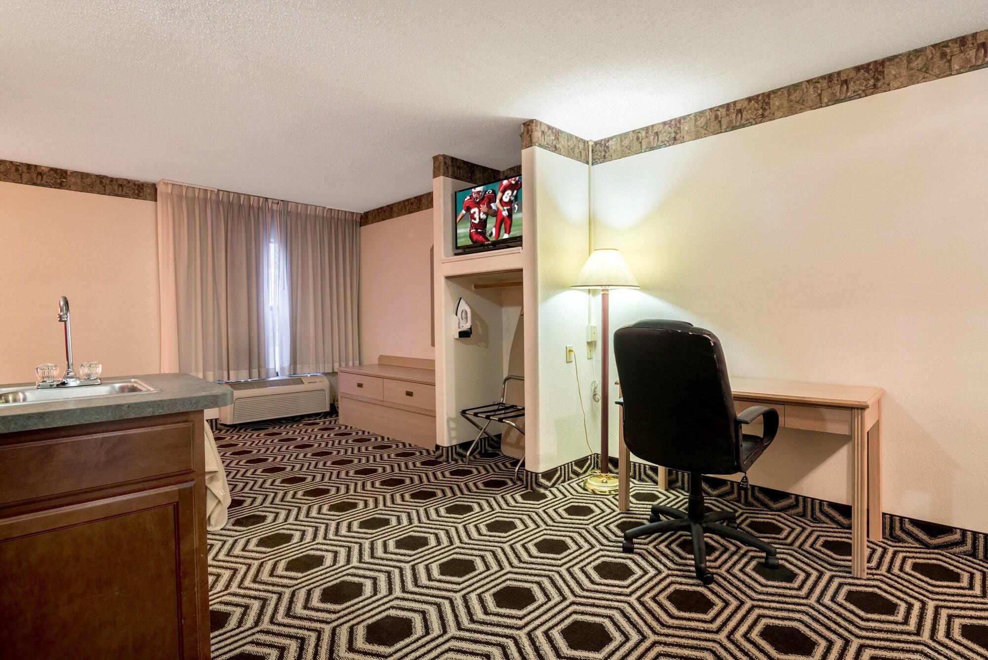 Days Inn By Wyndham Kentland Екстериор снимка