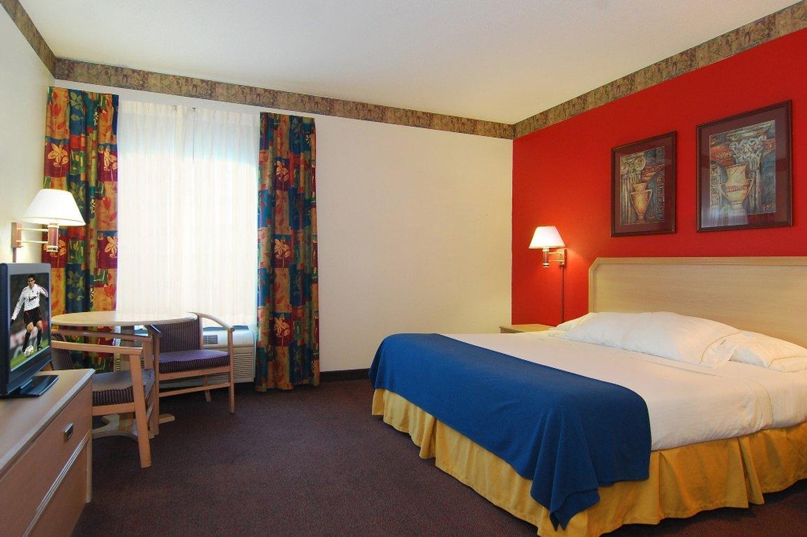 Days Inn By Wyndham Kentland Екстериор снимка